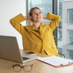 DICAS DE SAUDE MENTAL PARA REDUZIR O ESTRESSE NO TRABALHO